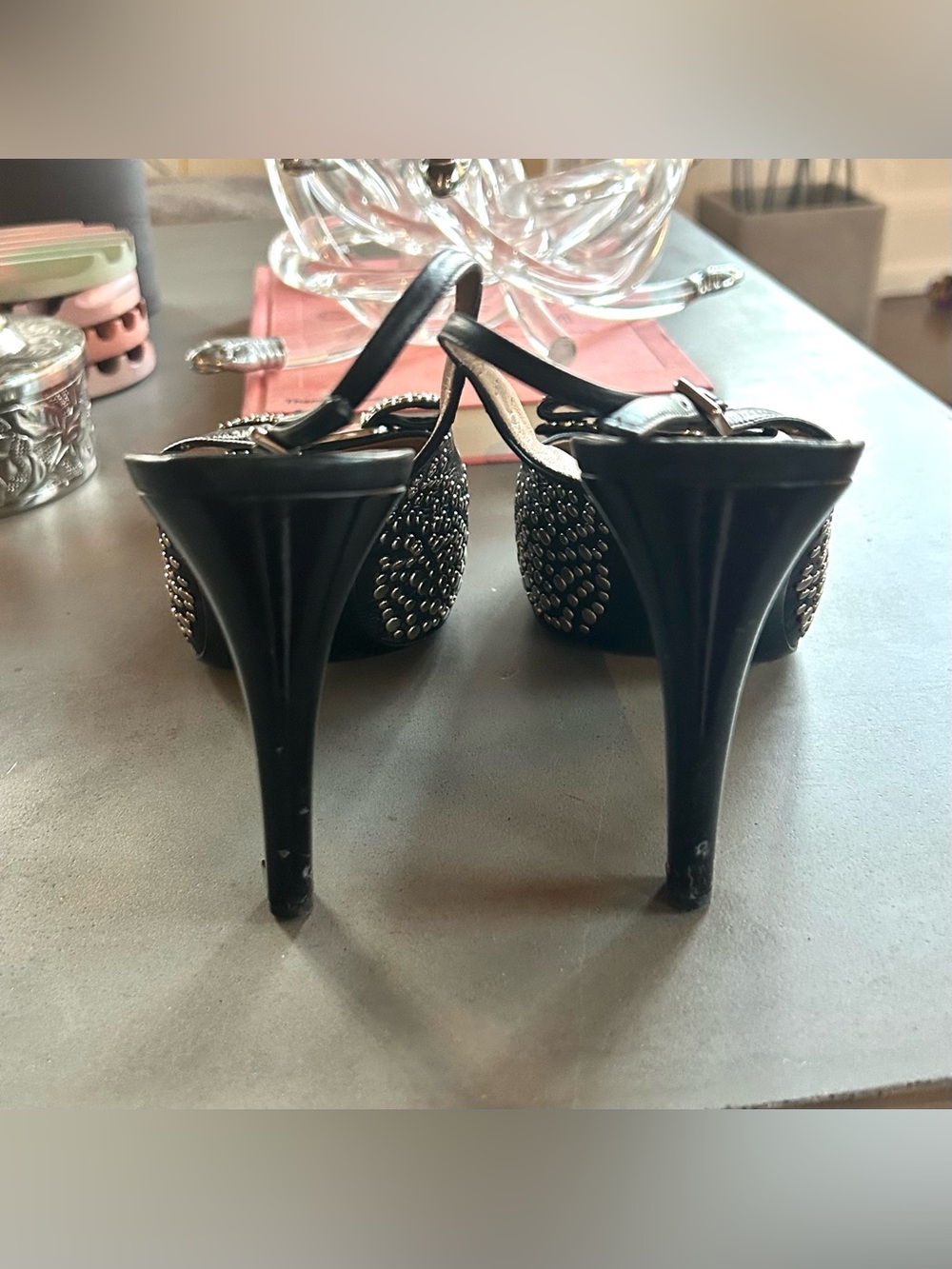 SALVATORE FERRAGAMO Black Leather Louvre Scilla Studded Slingback Heels, sz US 8 - Picture 3 of 8